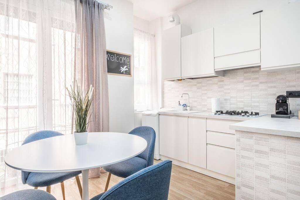 Artistic House Navigli-Duomo Netflix & Design Lejlighed Milano Eksteriør billede